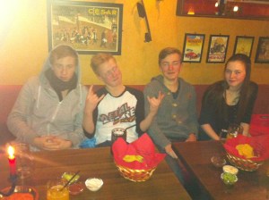 Det ble også tid til litt sosialt med middag på peppes på lørdag